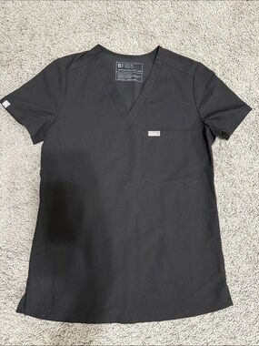 Figs Black V-Neck Short Sleeve Scrub Top